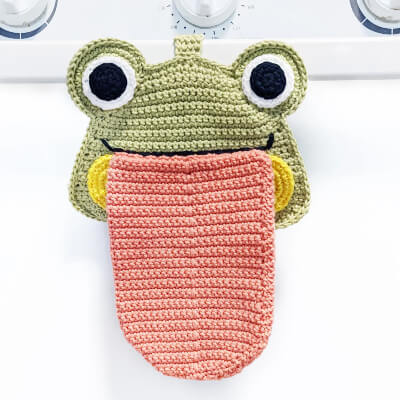 Froggy Kawaii Crochet Hand Towel Pattern by HELLOhappy