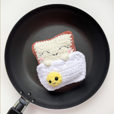 Toast with Egg Crochet Pattern by PlushiCoPatterns
