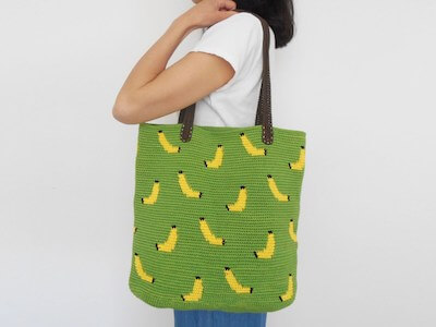 Crochet Banana Tote Bag Pattern by Chabe Patterns