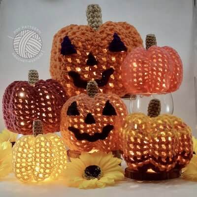 Lighted Jack O’ Lantern Pumpkin Crochet Pattern by Krochet Keepers