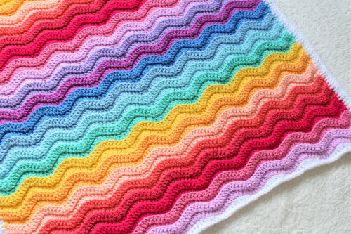 Chunky Rainbow Ripple Baby Blanket Pattern by TrulyCrochet