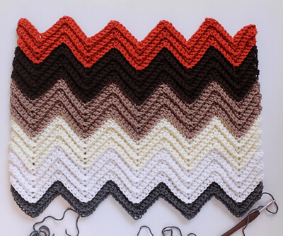 Easy Chevron Crochet Blanket Pattern by Easy Crochet