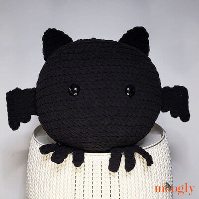 Bat Squish Crochet Pattern by Moogly