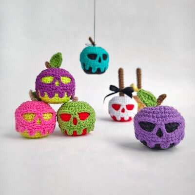 Mini Poisoned Apple Amigurumi Pattern by Fayni Toys