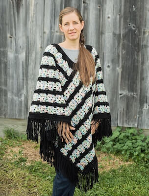 Skull Poncho Crochet Pattern by My Fingers Fly