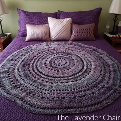 Wagon Wheel Circular Blanket Crochet Pattern by The Lavender Chair