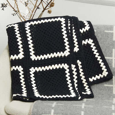 Granny Square Crochet Blanket Pattern by Yarnspirations