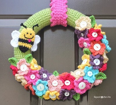 Crochet Spring Wreath Pattern by Repeat Crafter Me
