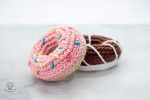 No Sew Mini Donut Amigurumi Pattern by Little Crochet Farm