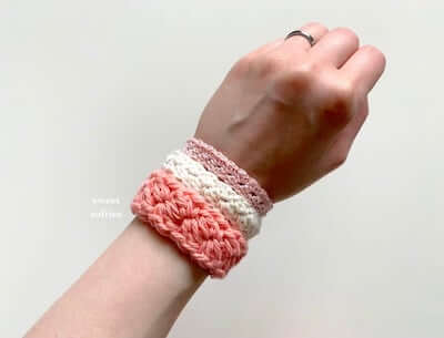 Crochet Scrap Yarn Bracelet Pattern by Sweet Softies Co