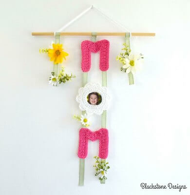 "Mom" Wall Hanging Picture Frame Crochet Pattern by Sonya Blackstone