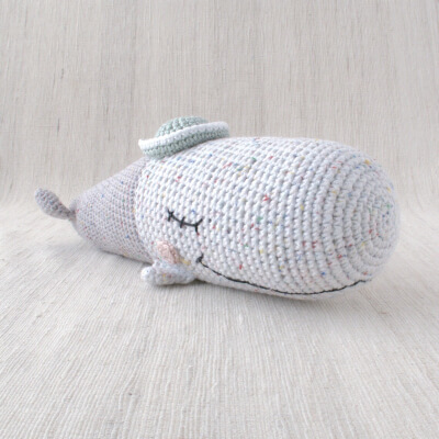 WILLY the Whale DIY Animal Kit Crochet by OhMyYarnStudio