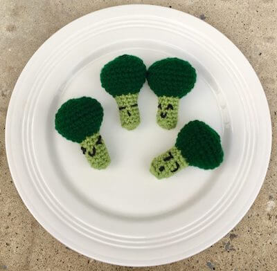 Amigurumi Broccoli Crochet Pattern by Crafty Kitty Crochet