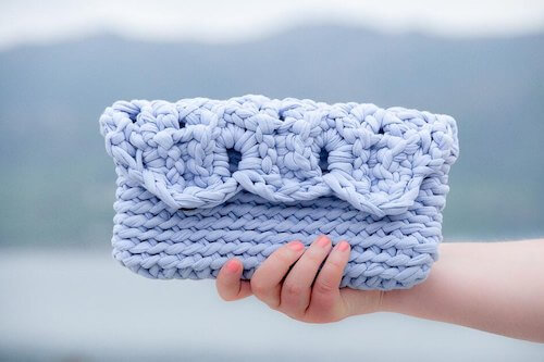 Summer Clutch Crochet Pattern by Janne Kleivset