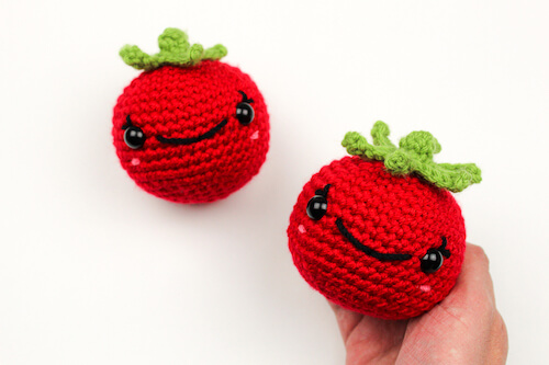 Tender Crochet Tomato Free Pattern by Knot Bad