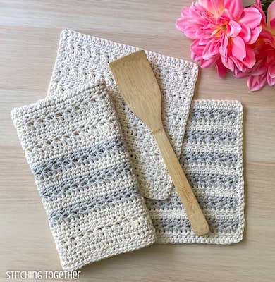 Textured Crochet Kitchen Towel Pattern by Stitching Together
