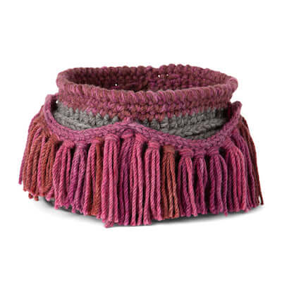 Abundant Fringe Crochet Basket Pattern by Yarnspirations