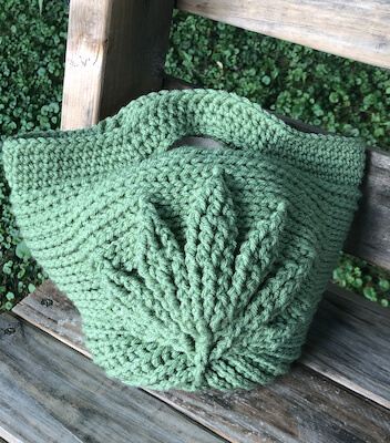 Crochet Cannabis Leaf Tote Bag Pattern by Nancy Yang