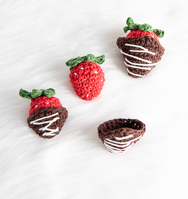 Crochet Chocolate Covered Strawberries Pattern by Nicki’s Homemade Crafts