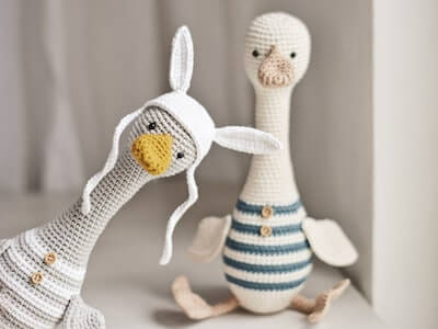 Crochet Easter Goose Pattern by Firefly Crochets