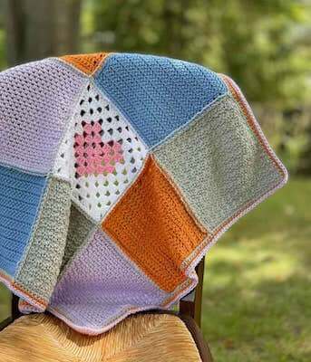 Raleigh Crochet Blanket Pattern for Dogs by Madame Stitch Crochet