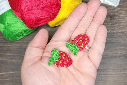 Sweet Summer Strawberries Crochet Pattern by Oombawka Design Crochet