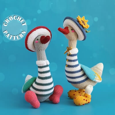 Vincent, The Goose Crochet Pattern by Natura Crochet Art