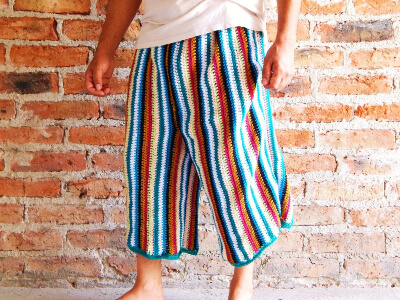 Baja Men's Shorts Crochet Pattern by SplashbyQuetita