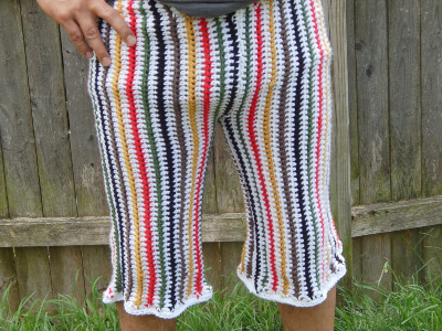 Beginner Men's Shorts Crochet Pattern by SplashbyQuetita