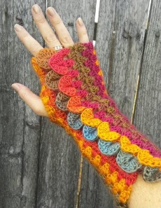 Dragon Scale Stripe Fingerless Gloves Crochet Pattern by HookedbyKati