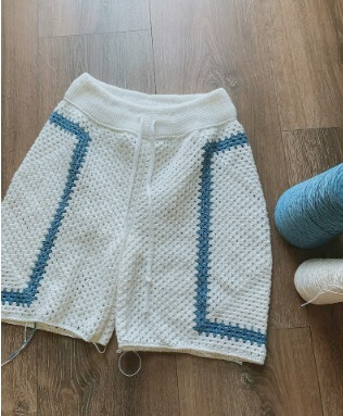 Granny Shorts Crochet Pattern by TinksThingsDesigns