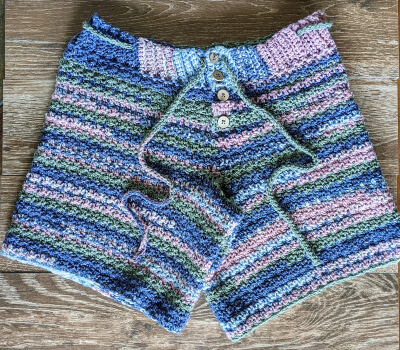 Tommy Board Midi Shorts Crochet Pattern by RomanDyreDesigns