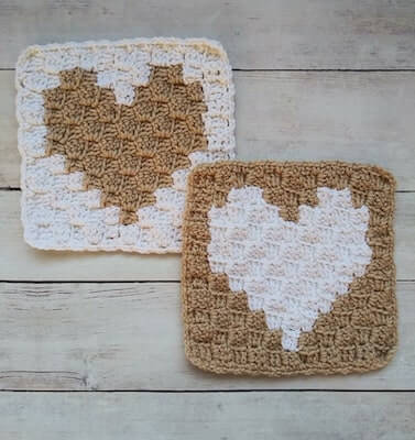 C2C Crochet Heart Square Pattern by Eye Love Knots Cre8 Croc