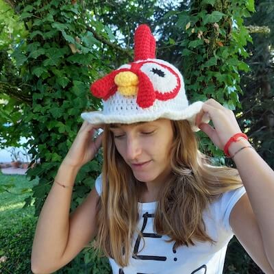 Crochet Chicken Bucket Hat Pattern by Alessia Knits