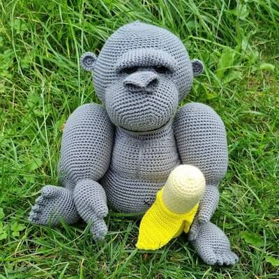 Crochet Gorilla With Banana Pattern by Fredbarry