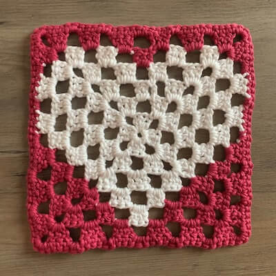 Crochet Heart Granny Square Pattern by Kathryn’s Crochet Shop