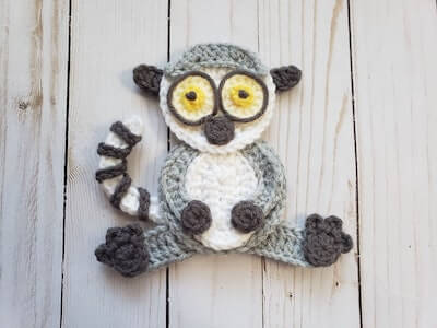 Crochet Lemur Applique Pattern by The Yarn Conspiracy