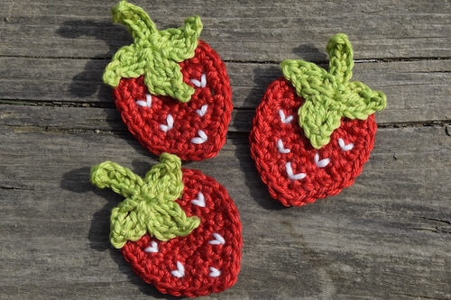 Crochet Strawberry Applique by Leomaxi