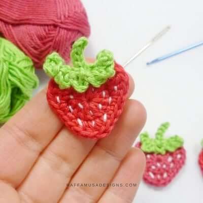 Crochet Strawberry Applique Pattern by Raffamusa Designs