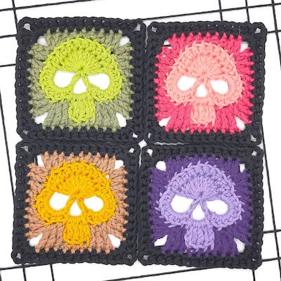 Skull Granny Square Crochet Pattern by Paula In The Cloud