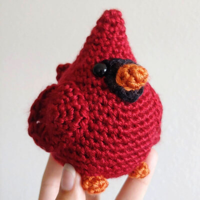 Chubby Cardinal Crochet Pattern by UndergroundHooks