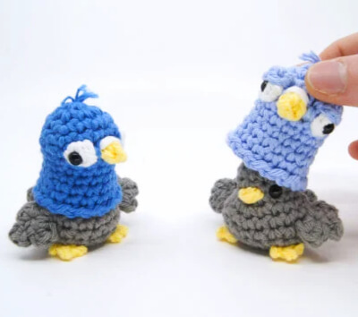 Free Crochet Pigeon Pattern by Louie’s Loops