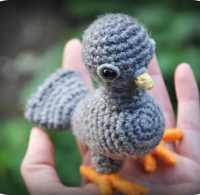 Young Amigurumi Pigeon Crochet Pattern by Thema Vensterfoto