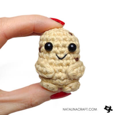 Free Crochet Potato Pattern by Natalina Craft