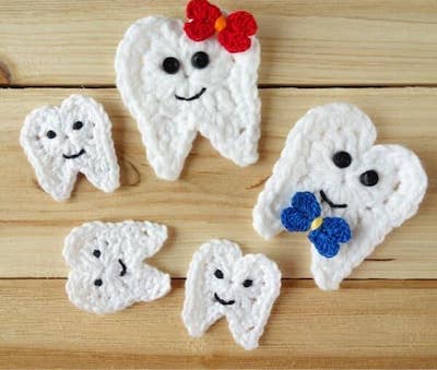 Tooth Applique Crochet Pattern by Golden Lucy Crafts