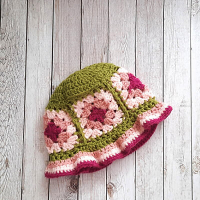 Grannies & Stripes Bucket Hat Crochet Pattern by Start Crochet