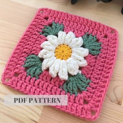 Crochet Daisy Granny Square by Happily Patterns Shop