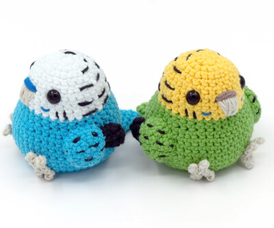 Amigurumi Budgerigar Crochet Pattern by MevvSan