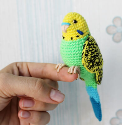 Crochet Green Amigurumi Budgie Pattern by TNGiftsUA