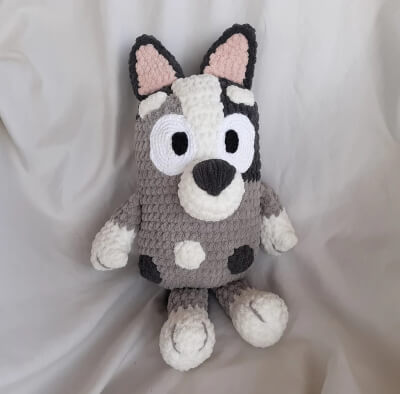 Grey Heeler Plush Crochet Pattern by PeachPuffPatterns